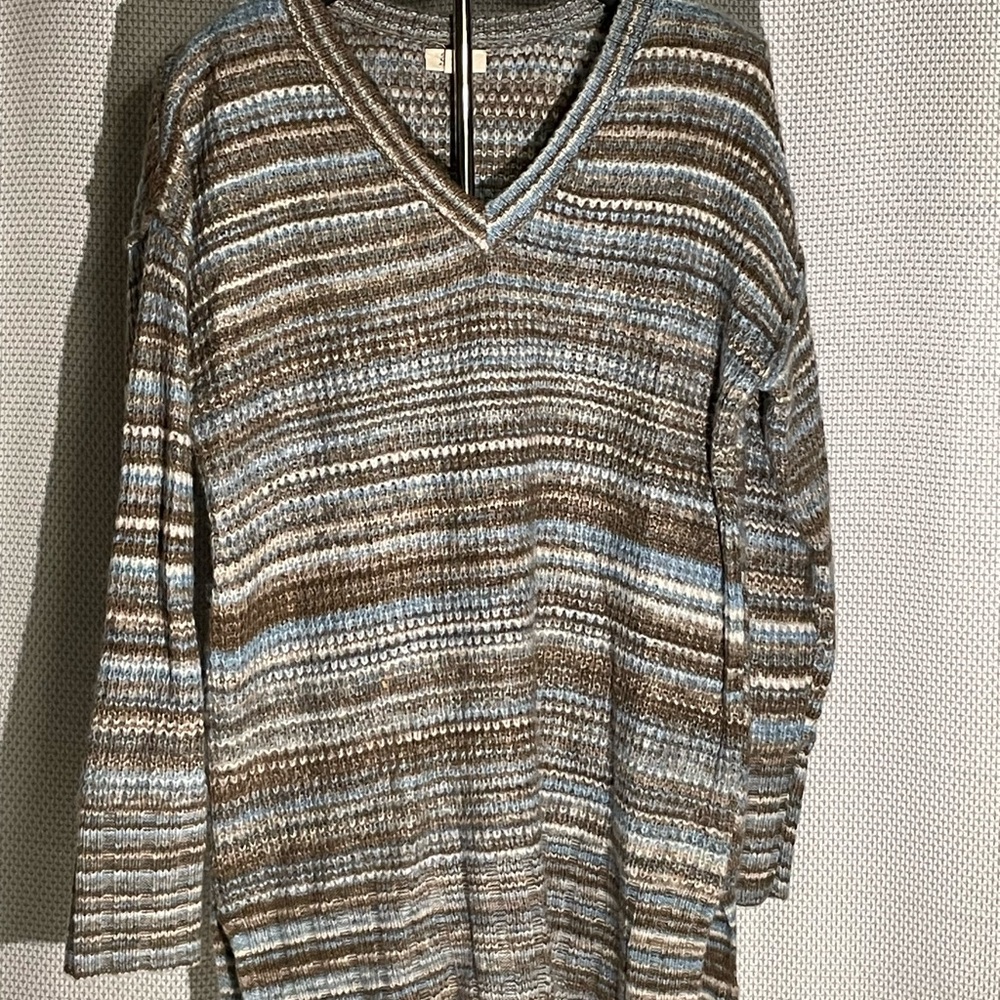a.n.a Multicolor V-Neck Sweater